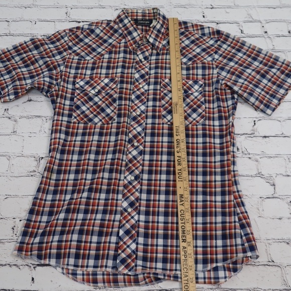 Wrangler VTG  Women Button Down Lot of 2 Shirts Pearl Snap Short Sleeve Plaid M - Picture 13 of 16